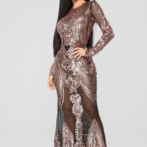 ON THE RED CARPET DRESS FASHION NOVA